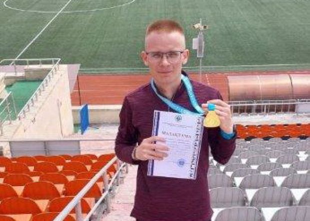 Чемпион на дистанции 5000 метров