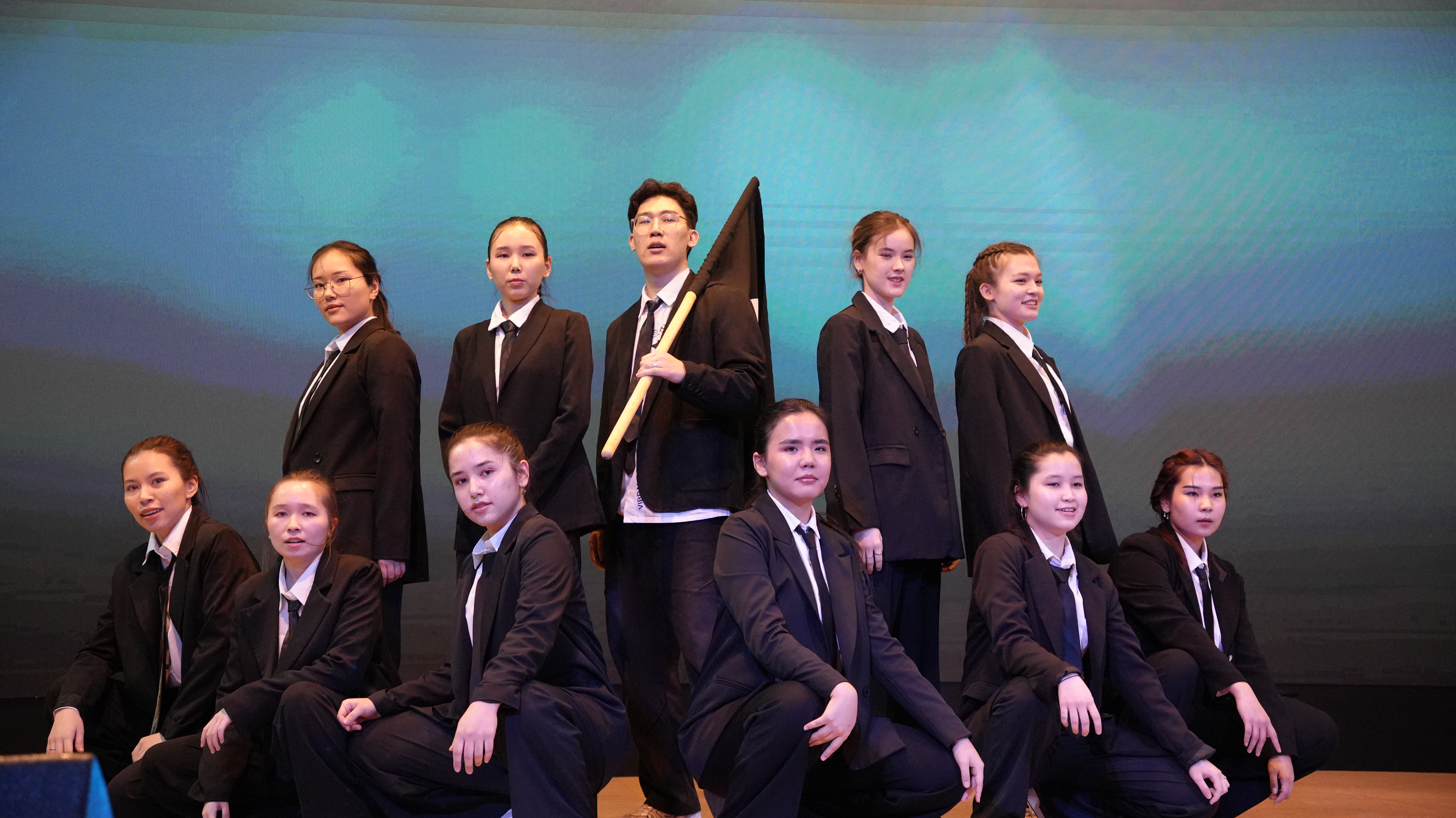 “Для Вас, милые женщины!”