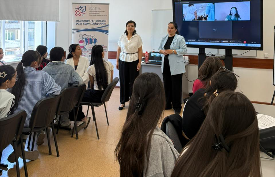 First Social Talks dedicated to promoting a culture of reproductive health care and the prevention of gynecological disorders
