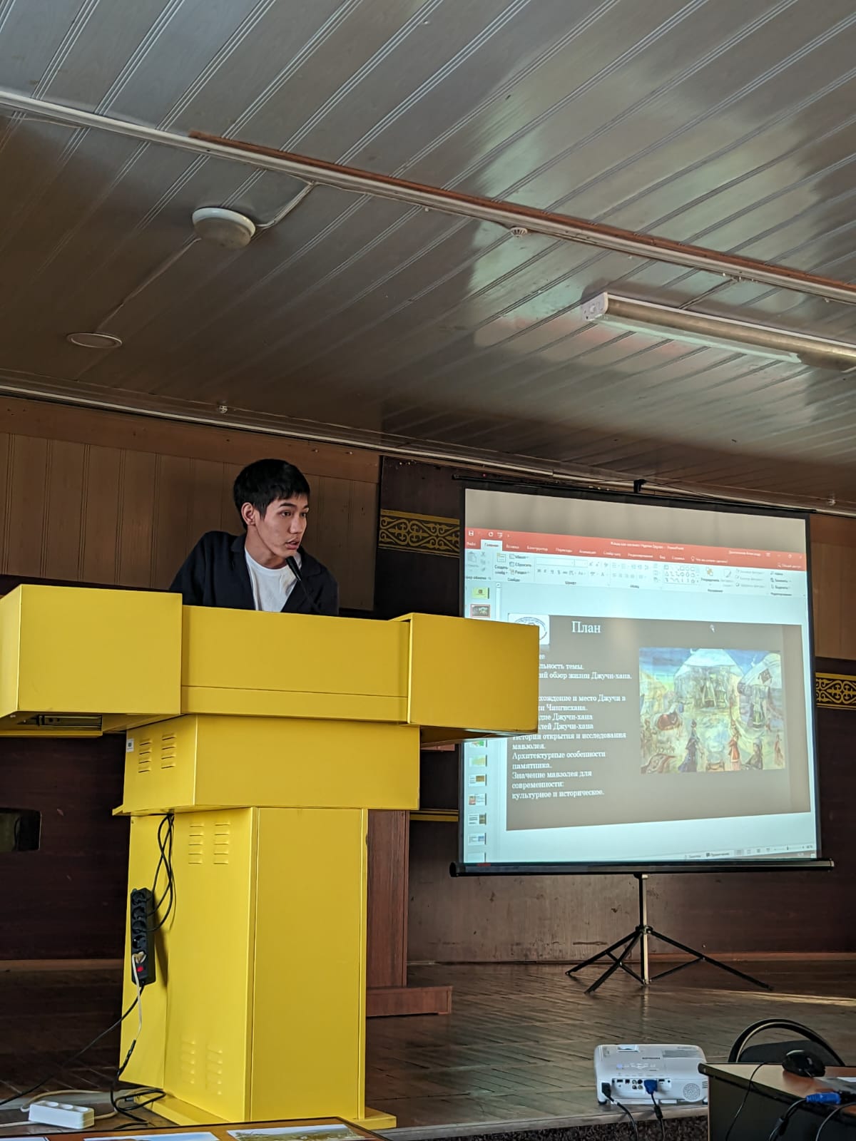 Заседание историко–краеведческого кружка кафедры