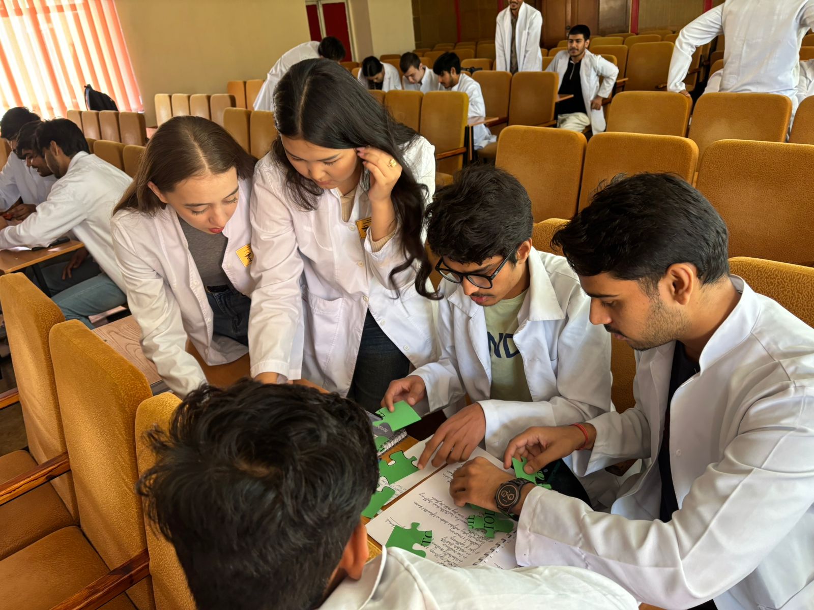  «Саяси көшбасшылық және мәдениетаралық өзара әрекеттестік этикасы: қазіргі әлемдегі толеранттылықтың рөлі» командалық квесті