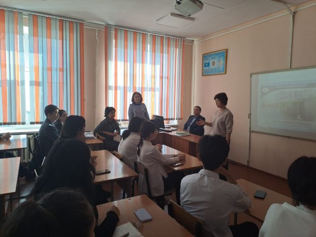 Career-oriented work of the Pathology Department at the school-gymnasium named after A. Baytursynuly