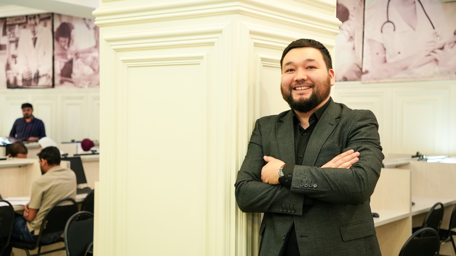 Декан школы сестринского образования